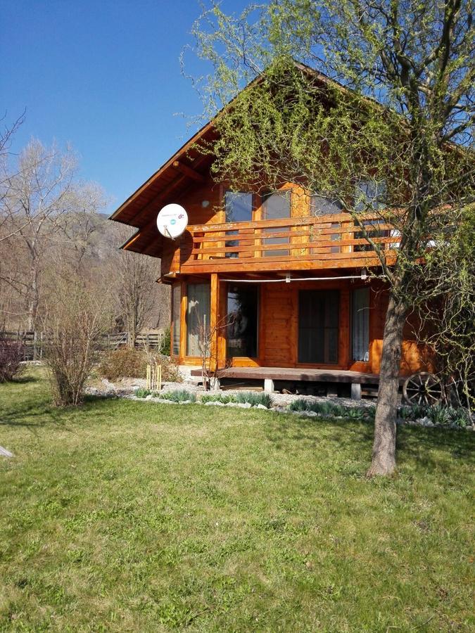 Willa The Wooden House Moldoveneşti Zewnętrze zdjęcie